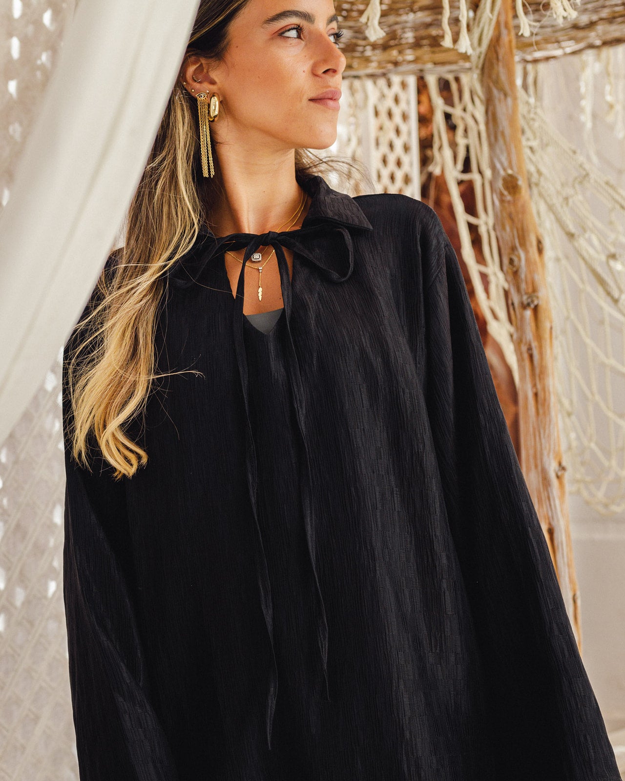 Knot Linen Set in Black