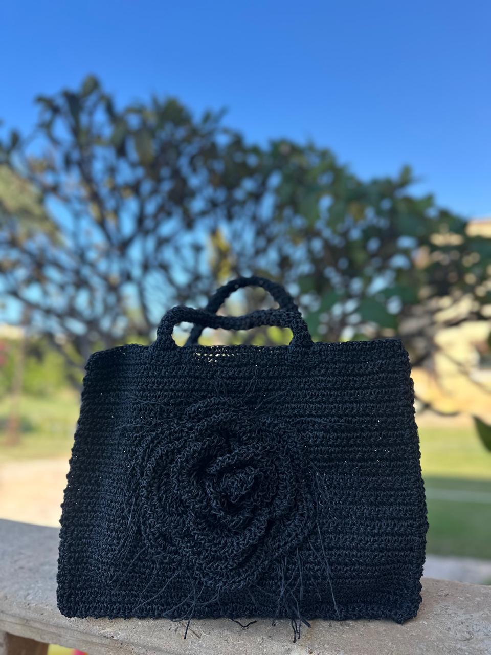 Raffia Flower Shoulder Bag in Black