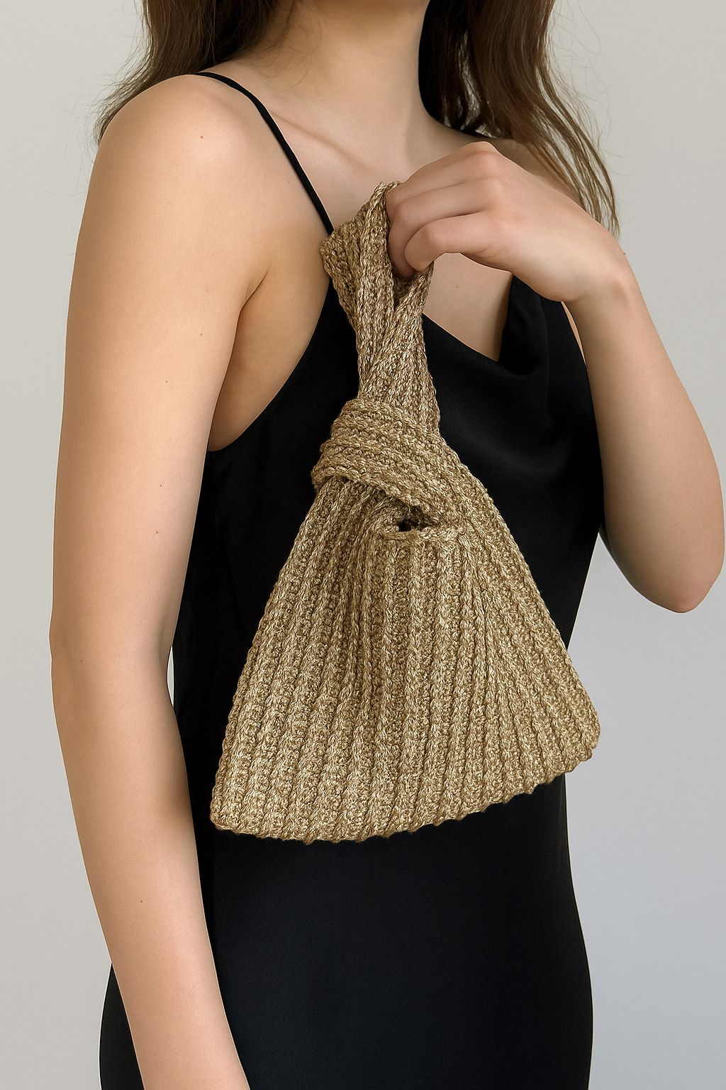Knot Bag in Gold